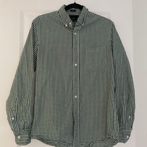 J Crew Men’s green plaid button down collar casual shirt top size Small
